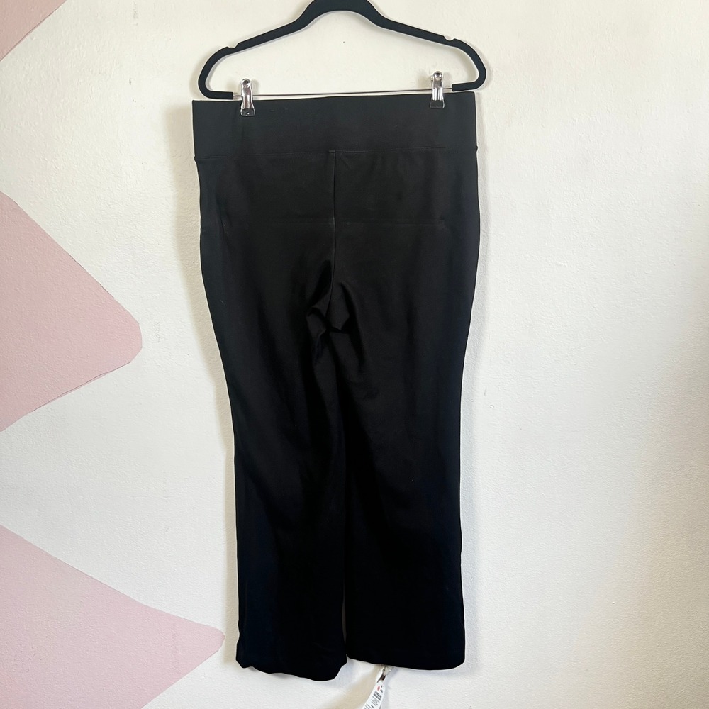 Torrid Pull On Pixie Flare Pants 1R Black Pockets Ponte Stretch - Picture 2 of 7